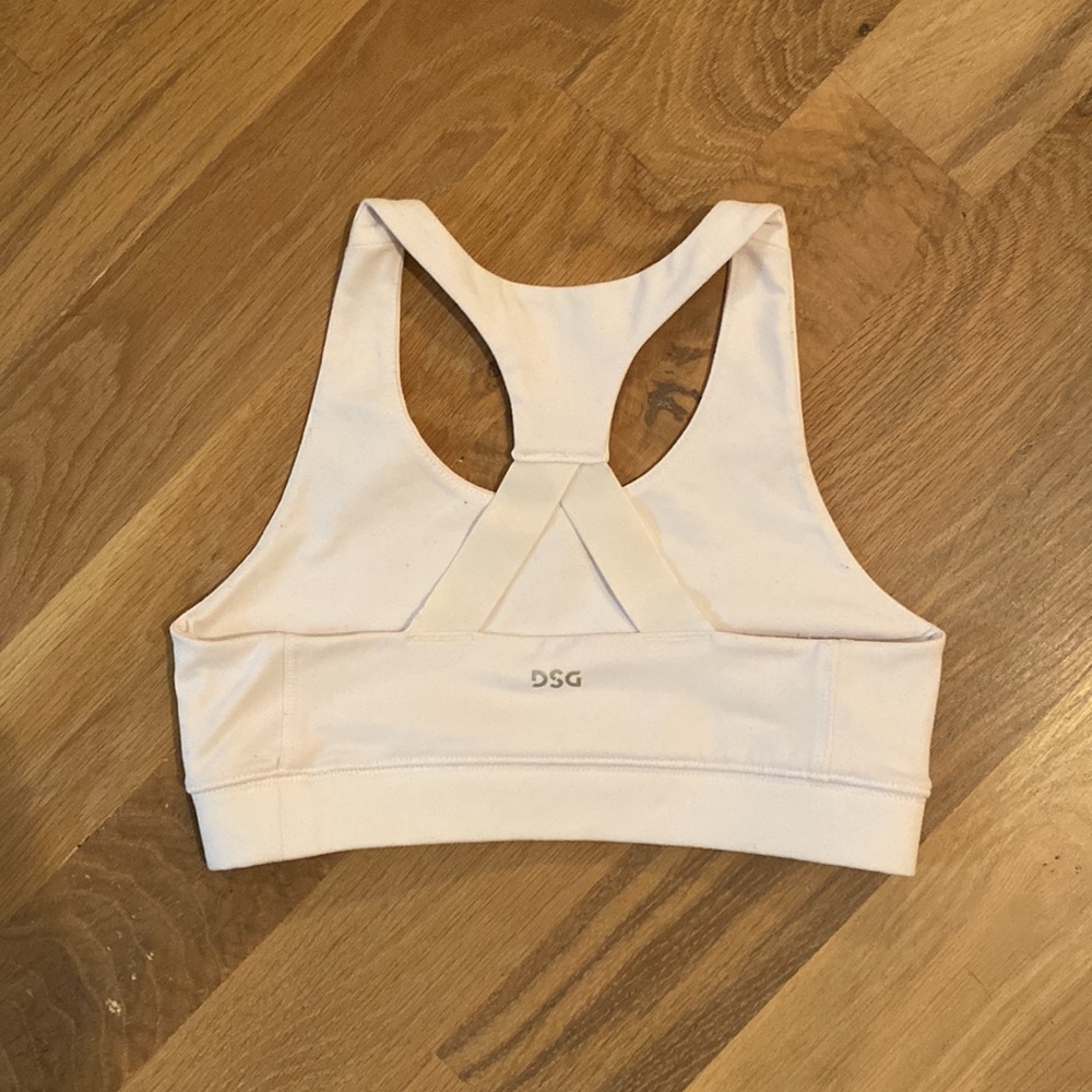 🤍DSG Sports Bra 🤍 - Picture 2 of 3